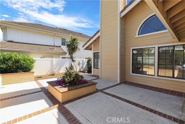 2245 Avenida Oliva, San Clemente CA: https://media.crmls.org/medias/2a123aea-0b9f-42a4-b19c-2bcc8953e052.jpg