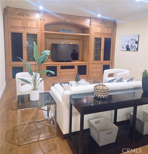 Detail Gallery Image 36 of 39 For 1117 Encanto Drive, Arcadia,  CA 91007 - 6 Beds | 6/1 Baths