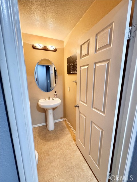 Detail Gallery Image 22 of 30 For 27090 Aventurine Way, Moreno Valley,  CA 92555 - 4 Beds | 2/1 Baths