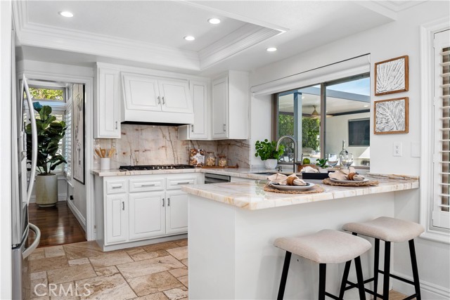 Detail Gallery Image 9 of 42 For 28372 La Falda, Laguna Niguel,  CA 92677 - 4 Beds | 3 Baths