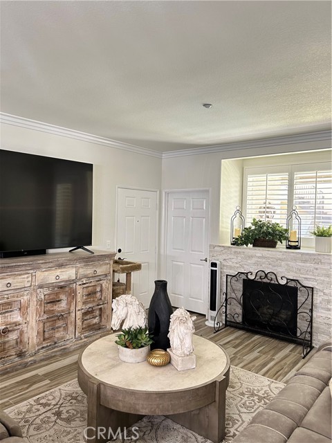 41410 Juniper Street, Murrieta CA: https://media.crmls.org/medias/2a147407-d9a4-4ded-a445-52b81450df01.jpg