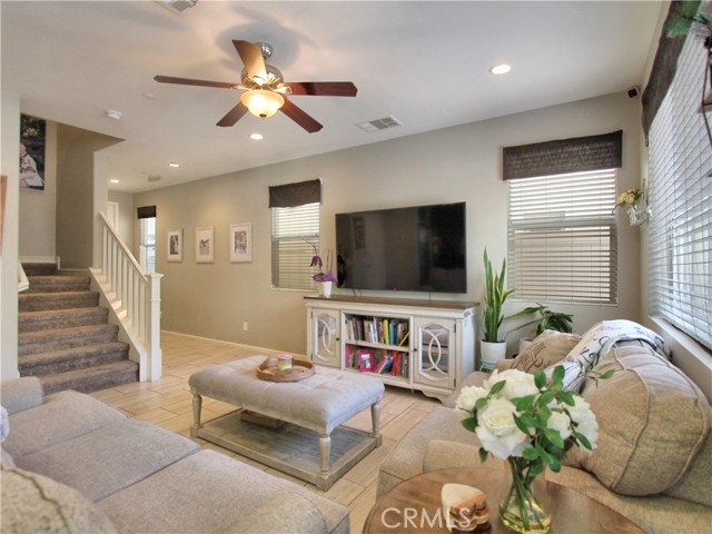 Detail Gallery Image 7 of 24 For 33850 Cansler Way, Yucaipa,  CA 92399 - 3 Beds | 2/1 Baths