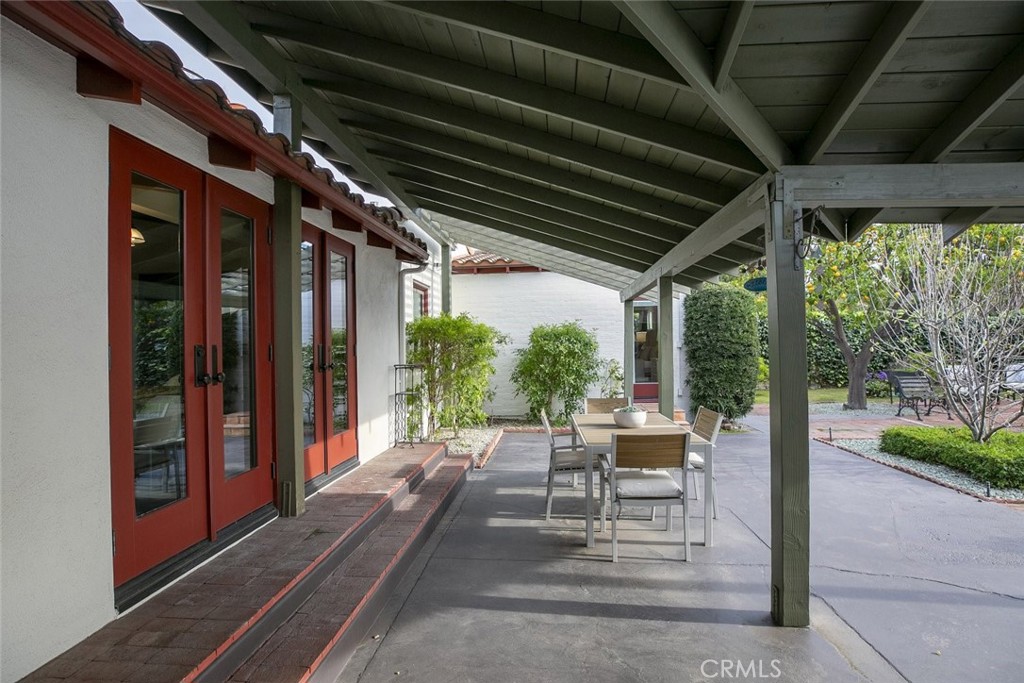 233 N Sparks StreetBurbank img 24