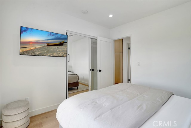 Detail Gallery Image 18 of 30 For 6438 Lindley Ave, Reseda,  CA 91335 - 3 Beds | 2 Baths