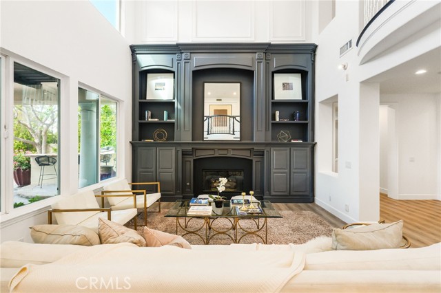 Detail Gallery Image 5 of 64 For 20112 via Cellini, Porter Ranch,  CA 91311 - 4 Beds | 4/1 Baths