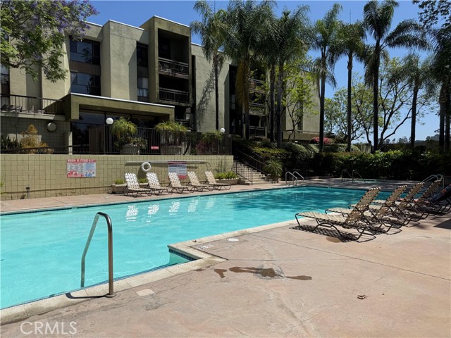 898 Temple, Los Angeles CA: https://media.crmls.org/medias/2a163b1e-ae4f-4368-97d2-b6ad16e357f6.jpg