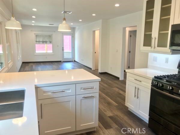 Detail Gallery Image 5 of 18 For 1110 1/2 N Benton Way, Los Angeles,  CA 90026 - 2 Beds | 2 Baths