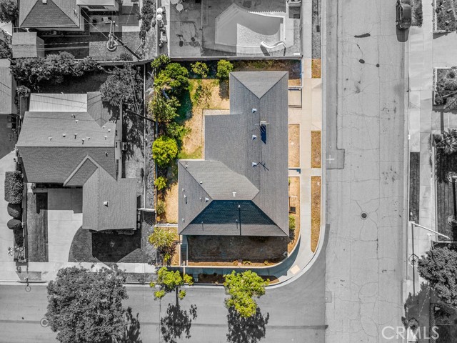 511 E Los Amigos Avenue, Montebello CA: https://media.crmls.org/medias/2a16fce0-81eb-4363-ac37-ec774ea22ac0.jpg