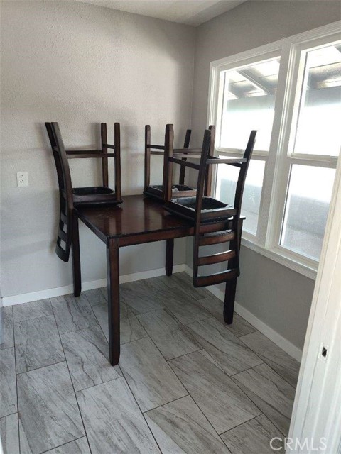 Detail Gallery Image 7 of 10 For 5411 Myrtle Ave #6,  Long Beach,  CA 90805 - 1 Beds | 1 Baths