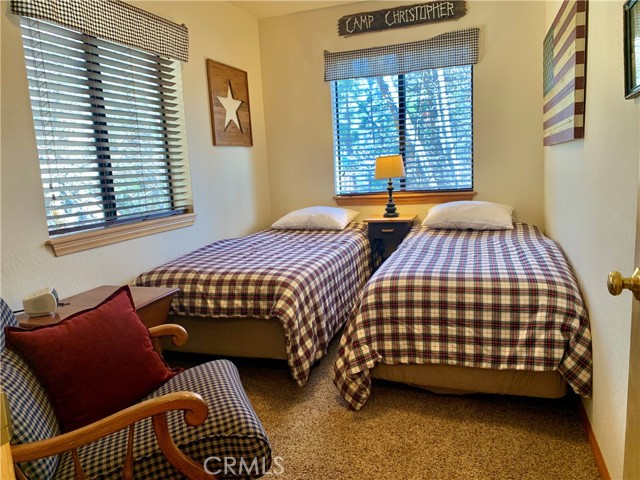 Detail Gallery Image 30 of 39 For 762 Esquimoux Dr, Green Valley Lake,  CA 92341 - 3 Beds | 2/1 Baths