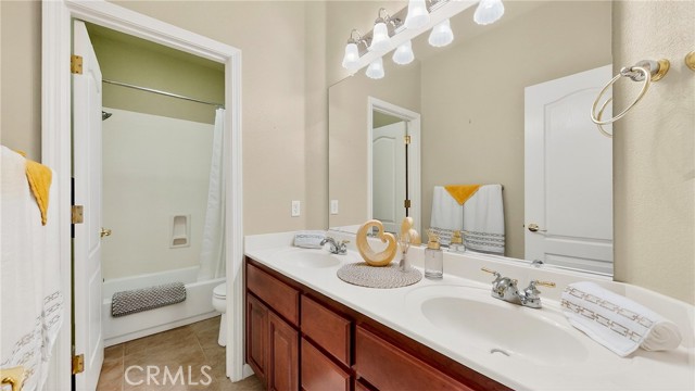 Detail Gallery Image 31 of 63 For 4102 Windrose, Turlock,  CA 95382 - 4 Beds | 2/1 Baths