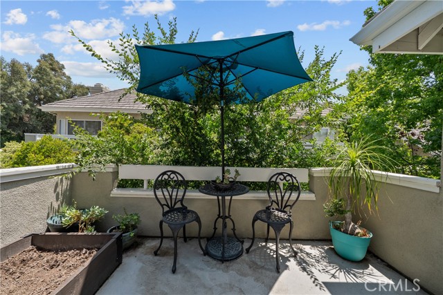 23957 Arroyo Park Drive, Valencia CA: https://media.crmls.org/medias/2a1a3d62-0ac0-4b32-99be-341b5d7871c9.jpg