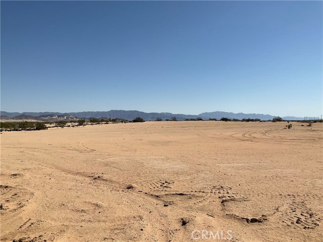 Detail Gallery Image 6 of 53 For 76421 Amboy Rd, Twentynine Palms,  CA 92277 - 1 Beds | 1/1 Baths