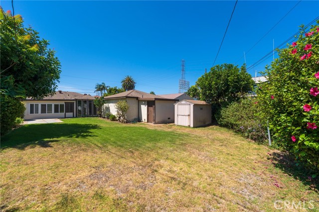 2605 Robinson Street, Redondo Beach CA: https://media.crmls.org/medias/2a1b4766-253f-4fff-a84e-03b57006eaea.jpg