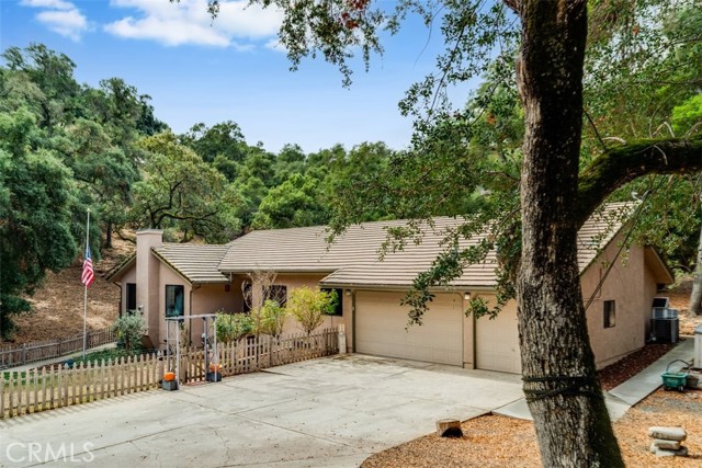 Detail Gallery Image 4 of 47 For 5450 Pescado Ct, Atascadero,  CA 93422 - 3 Beds | 2 Baths