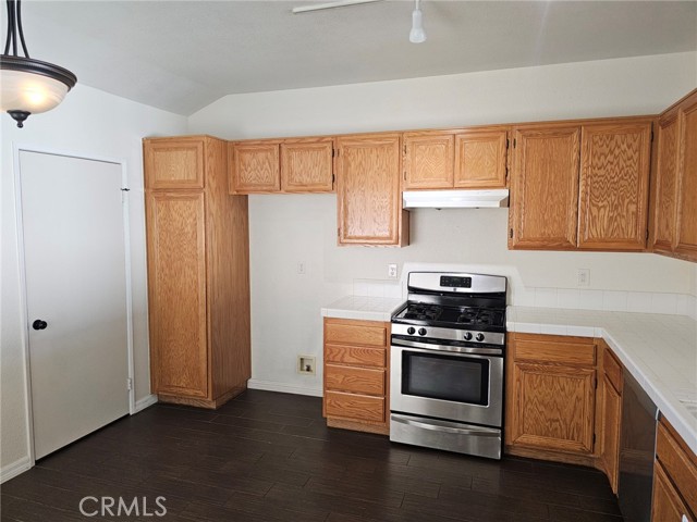 1361 Whitewood Drive, Mentone CA: https://media.crmls.org/medias/2a1ddc1a-9687-40c1-bbc4-e1f7b86d9b51.jpg