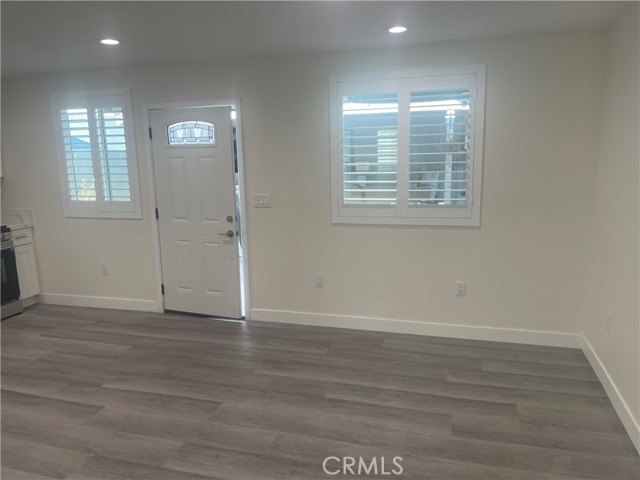 Detail Gallery Image 3 of 15 For 4656 Bell #B,  Bell,  CA 90201 - 1 Beds | 1 Baths