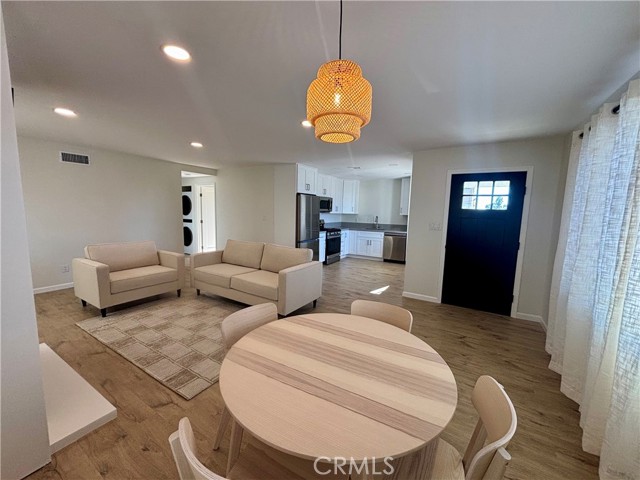 Detail Gallery Image 2 of 14 For 118 Avenida Santa Margarita, San Clemente,  CA 92672 - 2 Beds | 1 Baths