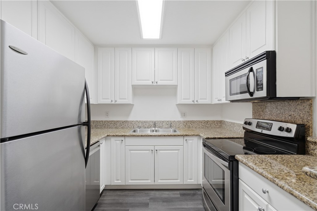 10026 Maya Linda Road - photo 10