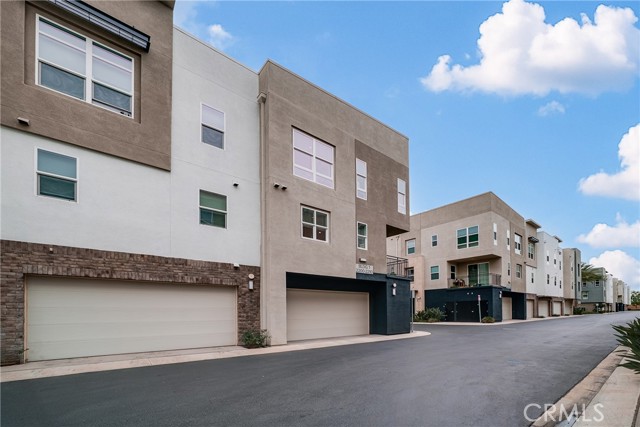 Detail Gallery Image 5 of 30 For 2210 Synergy, Irvine,  CA 92614 - 2 Beds | 2/1 Baths