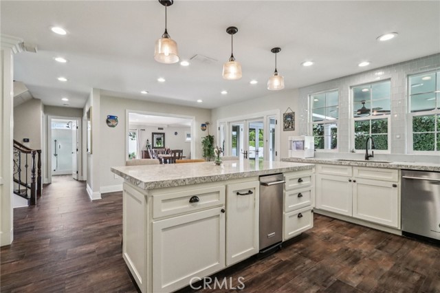 Front Image Thumbnail for CROC26048503