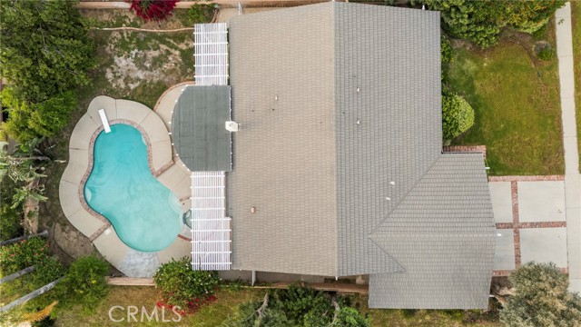 Detail Gallery Image 40 of 43 For 11001 Limerick Ave, Chatsworth,  CA 91311 - 4 Beds | 2/1 Baths