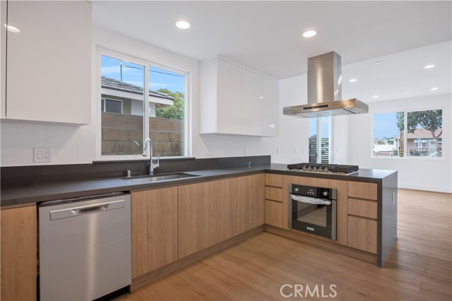 Detail Gallery Image 5 of 24 For 12673 9th Street, Garden Grove,  CA 92840 - 4 Beds | 3/1 Baths