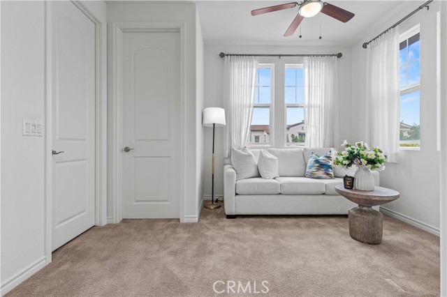 Detail Gallery Image 29 of 69 For 164 Newall, Irvine,  CA 92618 - 4 Beds | 4/1 Baths