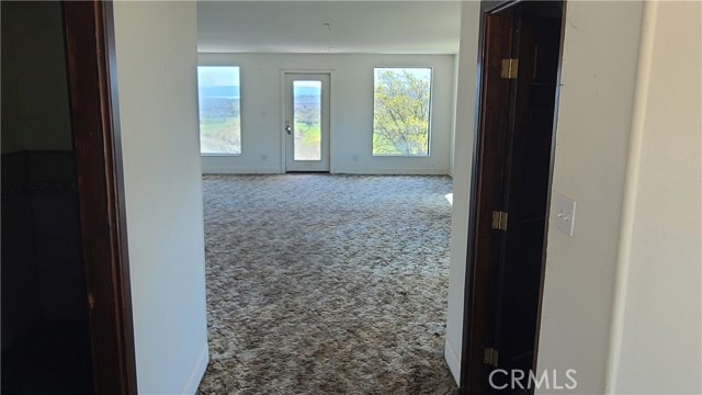 9176 Upper Lake Lucerne Road, Upper Lake CA: https://media.crmls.org/medias/2a217e3f-51a8-4944-839f-d60935035040.jpg