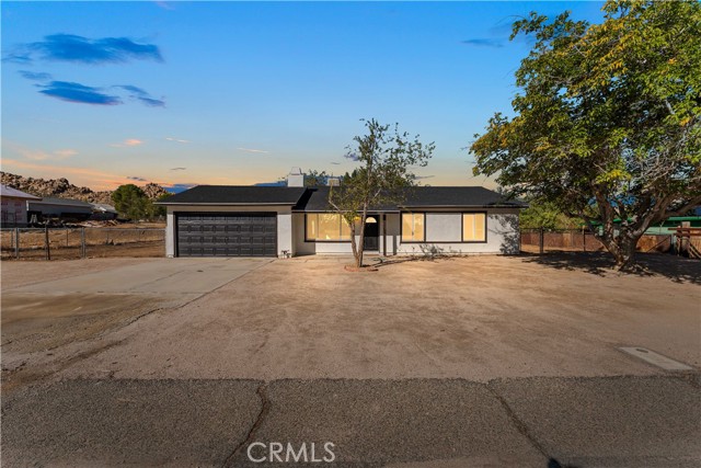 Detail Gallery Image 2 of 38 For 40131 E 174th St, Palmdale,  CA 93591 - 4 Beds | 2 Baths