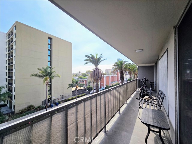 Detail Gallery Image 10 of 19 For 375 Atlantic Ave #502,  Long Beach,  CA 90802 - 2 Beds | 2 Baths