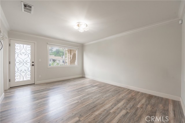 Detail Gallery Image 18 of 30 For 9434 Mclennan Ave, Northridge,  CA 91343 - 3 Beds | 2 Baths