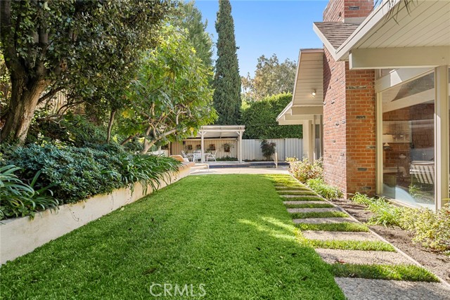 Detail Gallery Image 49 of 56 For 1074 N Granada, Orange,  CA 92869 - 5 Beds | 2 Baths