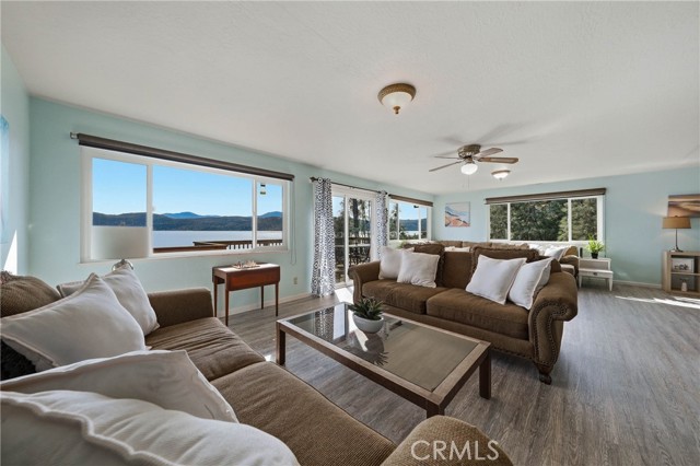 Detail Gallery Image 13 of 49 For 4045 Mesa, Clearlake,  CA 95422 - 3 Beds | 1/1 Baths