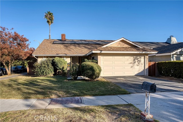 Detail Gallery Image 1 of 24 For 8478 Variel Ave, Canoga Park,  CA 91304 - 4 Beds | 2 Baths