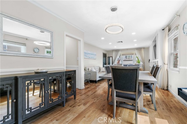 3348 Burritt Way, La Crescenta CA: https://media.crmls.org/medias/2a246188-a552-4018-b9e2-21ff2bf85f99.jpg