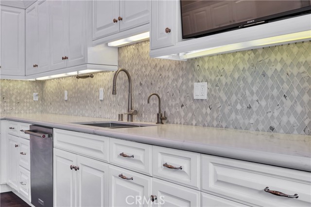 Detail Gallery Image 6 of 30 For 92 Cottonwood, Rolling Hills Estates,  CA 90274 - 3 Beds | 3 Baths