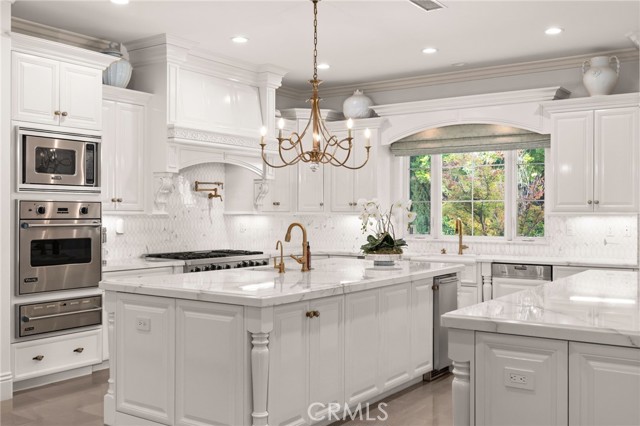 6197 Greenwood Place, Rancho Cucamonga CA: https://media.crmls.org/medias/2a251eab-eefb-4f20-8385-51efacfcf097.jpg