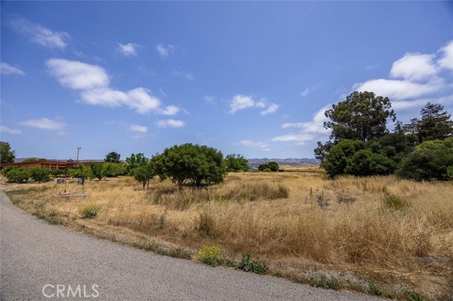 5275 Windmill Way, San Luis Obispo CA: https://media.crmls.org/medias/2a266f07-4f9b-4b61-8a85-01c9cdce5a94.jpg