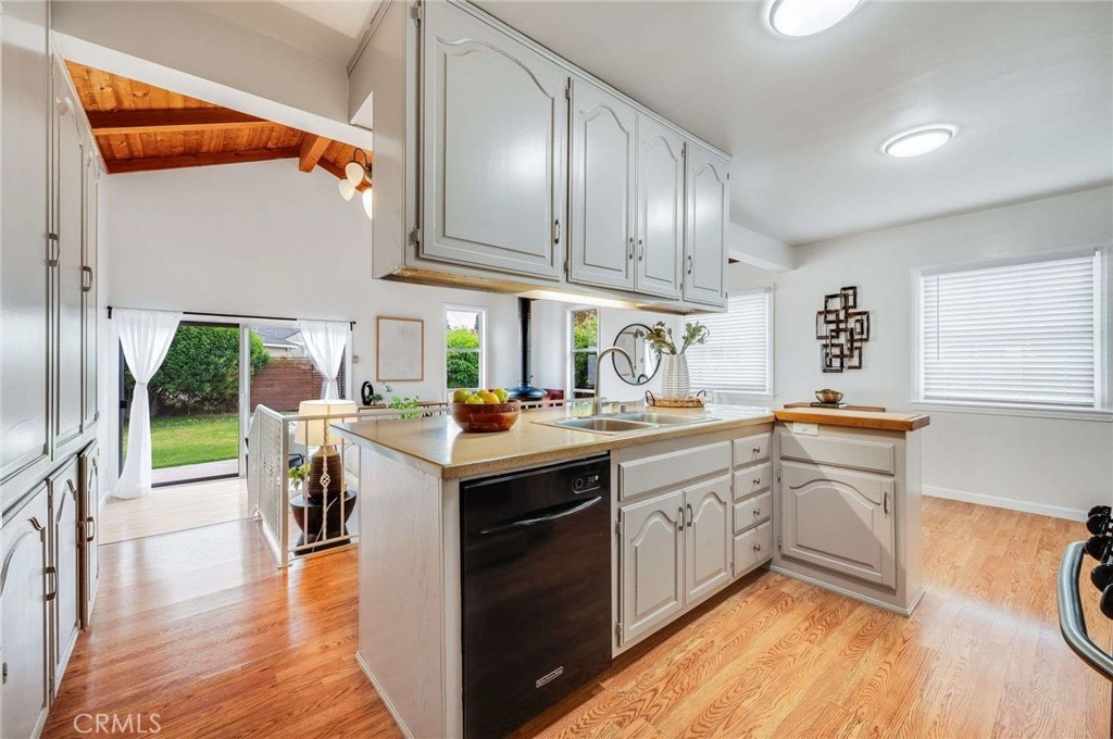 2a268e21 B3ea 43ad 9b89 1647ba0a6a65