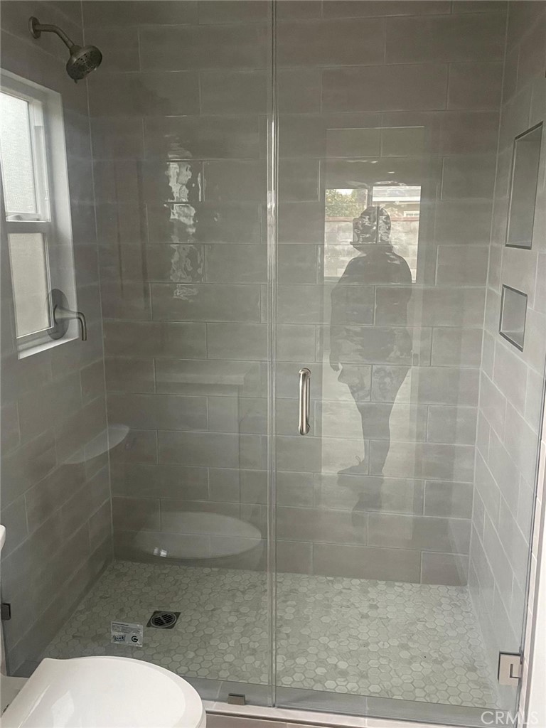 https://media.crmls.org/medias/2a26c16a-de86-40d0-b05c-4af8d5c97a06.jpg?preset=X-Large