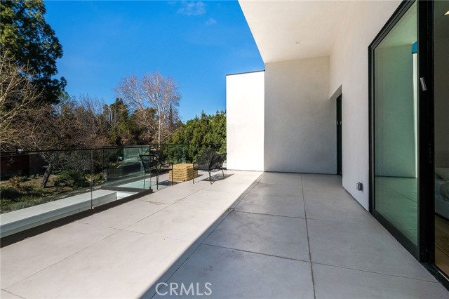 Detail Gallery Image 30 of 43 For 4930 Palomar Dr, Tarzana,  CA 91356 - 6 Beds | 6/1 Baths