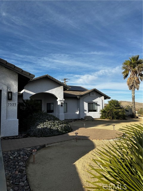 Detail Gallery Image 5 of 37 For 7525 Whitney Ave, Yucca Valley,  CA 92284 - 4 Beds | 2 Baths