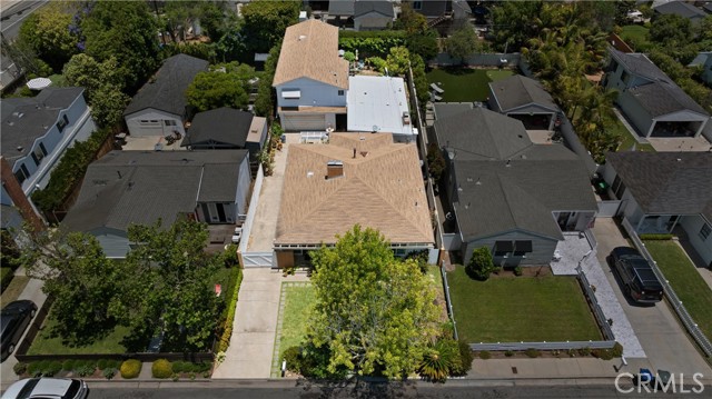 308 Flower Street, Costa Mesa CA: https://media.crmls.org/medias/2a29118e-1581-43c6-ae72-45df8e21b493.jpg