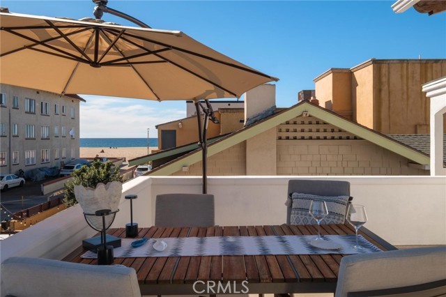 Detail Gallery Image 17 of 73 For 28 10th Ct (9th St Walkstreet), Hermosa Beach,  CA 90254 - – Beds | – Baths