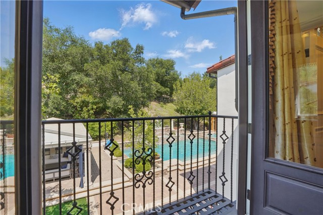 Detail Gallery Image 39 of 53 For 3805 Prado De Las Uvas, Calabasas,  CA 91302 - 5 Beds | 6/1 Baths