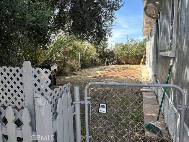 Detail Gallery Image 30 of 35 For 3734 Pacific St #40,  Highland,  CA 92346 - 2 Beds | 1 Baths