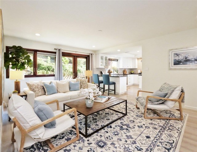 4358 Cartesian Circle, Palos Verdes Peninsula CA: https://media.crmls.org/medias/2a2a01c6-78f2-4b48-813a-ac071b25bb46.jpg