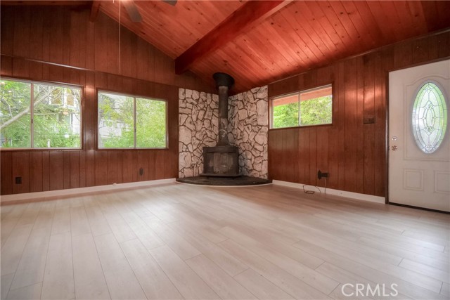 14109 Meadow Lane, Lytle Creek CA: https://media.crmls.org/medias/2a2b3794-5e12-4992-af09-3bc735896c33.jpg