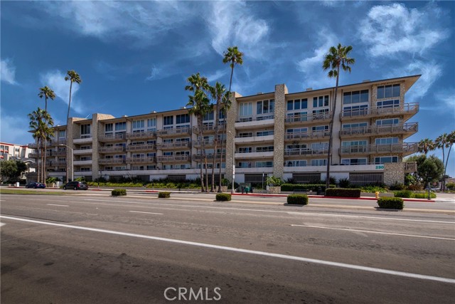 230 Catalina Avenue, Redondo Beach, California 90277, 2 Bedrooms Bedrooms, ,2 BathroomsBathrooms,Residential,Sold,Catalina,OC21195101